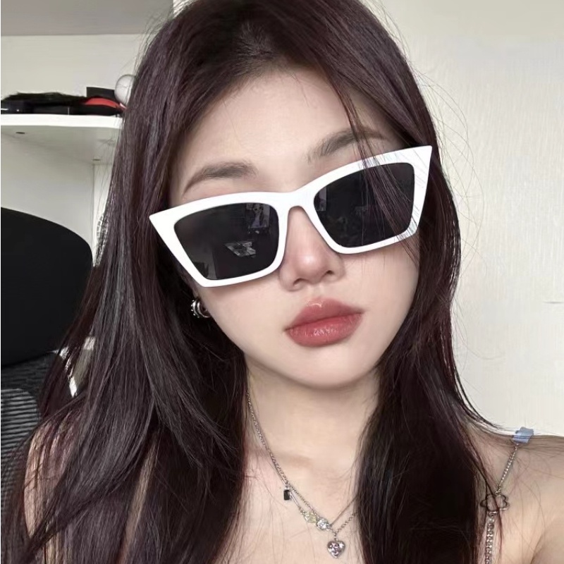 (KIQI-FASHION) COD Kính Mát Gọng Mắt Mèo Chống Tia UV Phong Cách Cổ Điển Thời Trang Hàn Quốc Cho Nữ