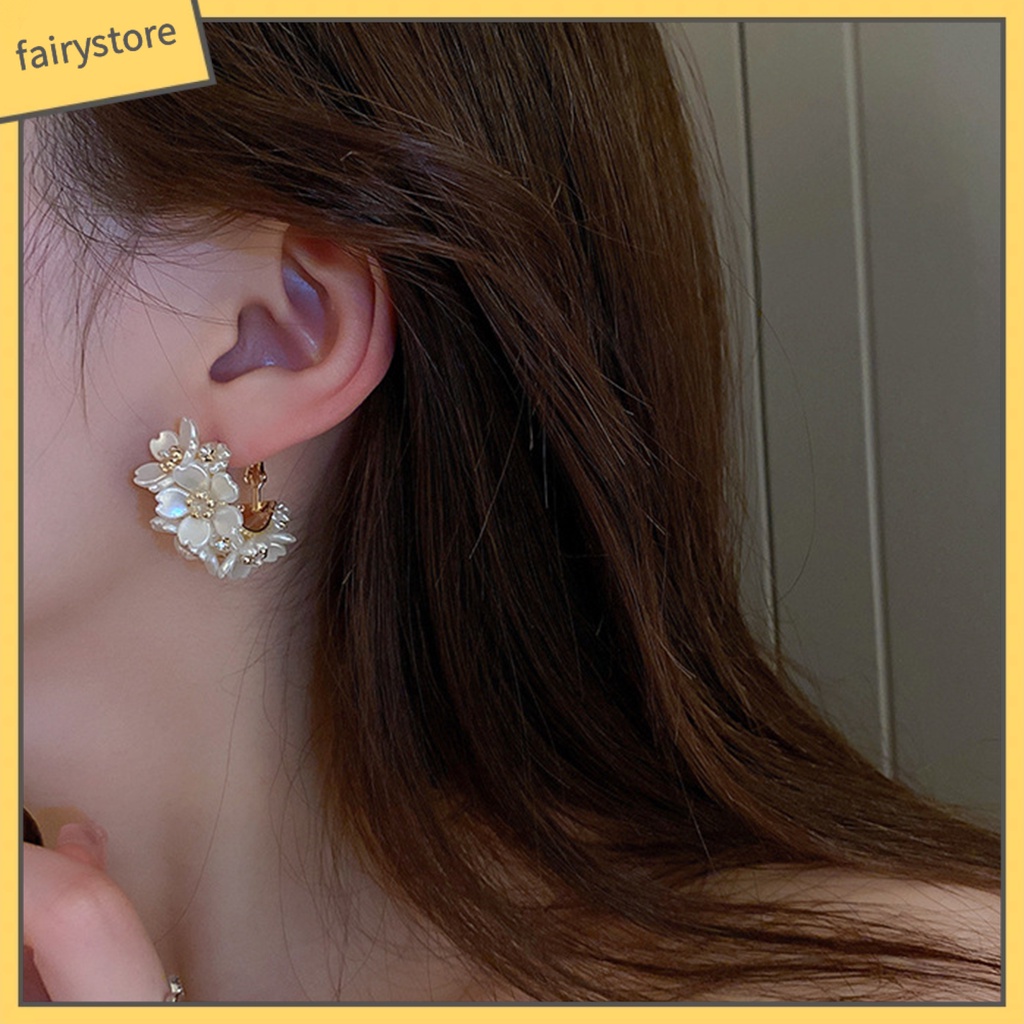 1 Đôi Bông Tai Tròn Đính Đá Lấp Lánh Dành Cho Nữ