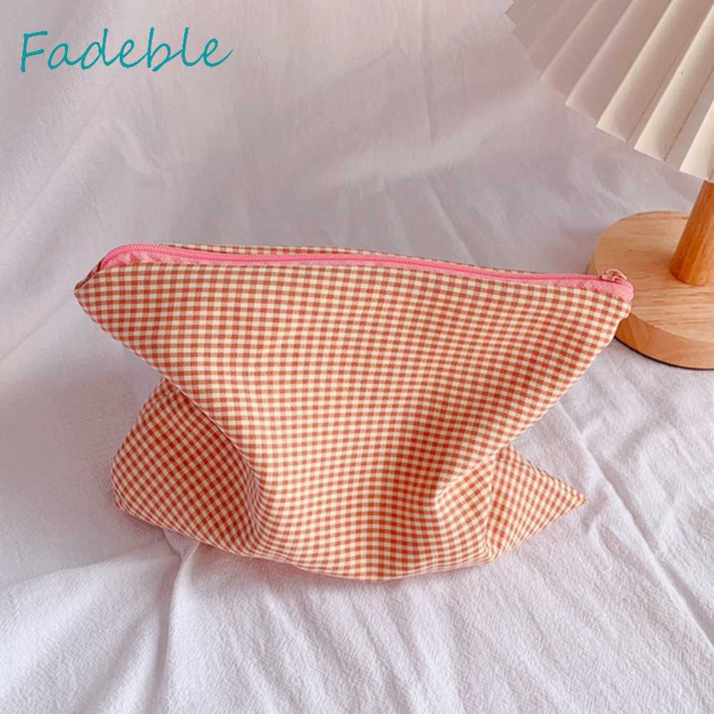 Túi Đựng Mỹ Phẩm Sức Chứa Lớn Họa Tiết Sọc Caro Thời Trang Cho Nữ