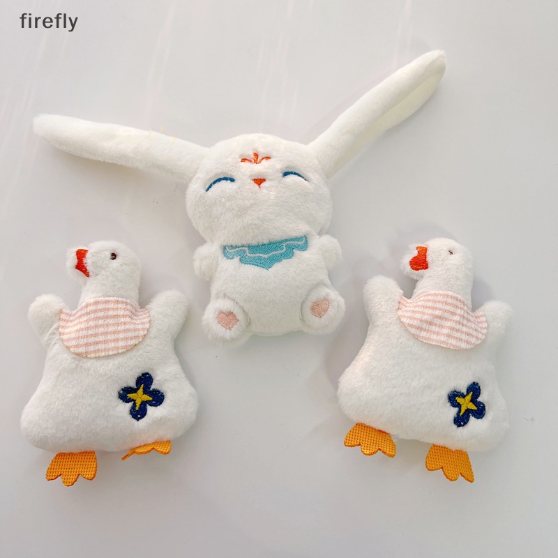 Ghim Cài Áo Hình Gấu / Thỏ / Dâu Tây Nhồi Bông Dễ Thương