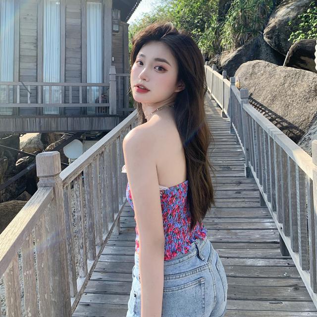 Áo Ống Dáng Ngắn In Hoa Thời Trang Mùa Hè Quyến Rũ Cho Nữ