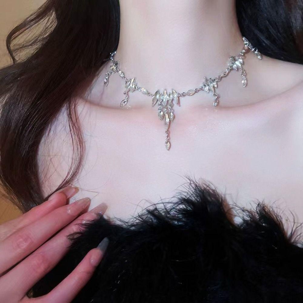 Vòng cổ Mạ Bạc Đính Đá Hình Giọt Nước Tua Rua Y2K Phong Cách Hàn Quốc