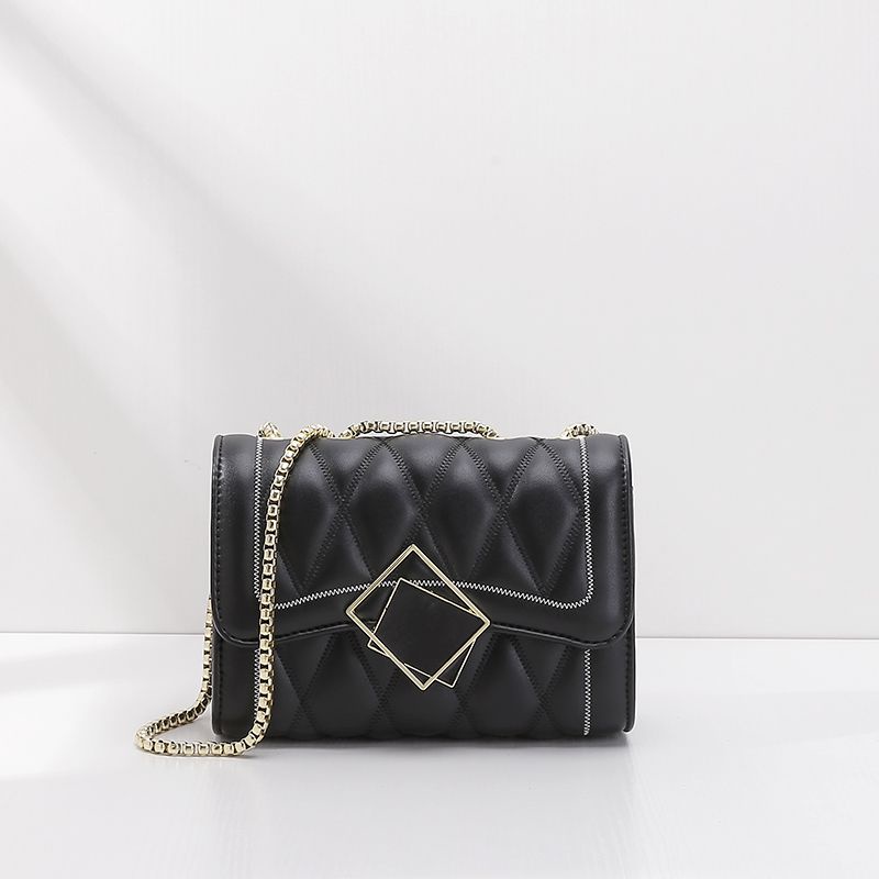 Túi Đeo Chéo Da Cừu Thật Đính Đá Phối Dây Xích Thời Trang Cho Nữ