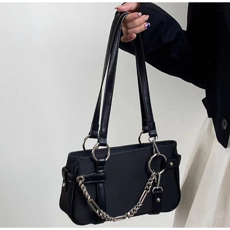 Túi Xách Đeo Dưới Cánh Tay Phối Dây Xích Mẫu Mới 2022 Niche Cho Nữ