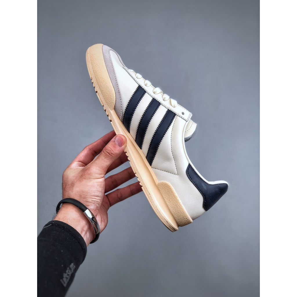 Giày Thể Thao adidas gy7436 36-45 Thiết Kế Thoải Mái Thời Trang