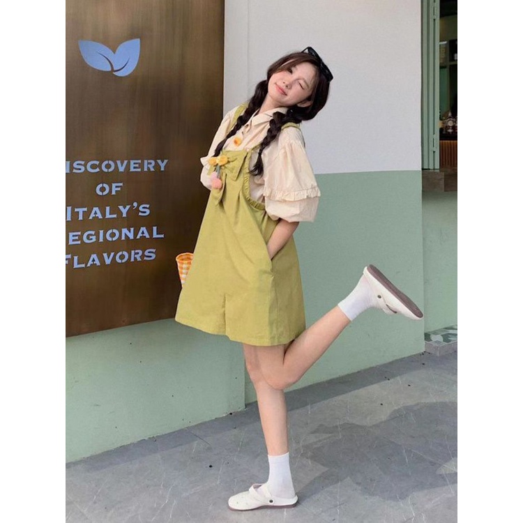 2023 summer new style loose short-sleeved shirt top + korean version fashion green suspenders