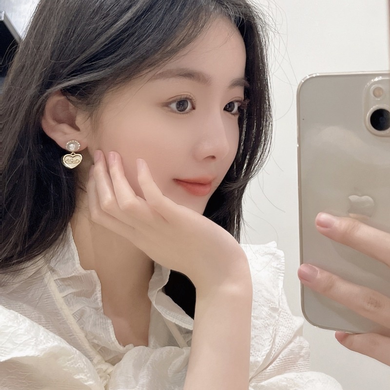 Bông Tai Ngọc Trai Hình Trái Tim Màu Trắng Sữa Thời Trang 2023 Cho Nữ