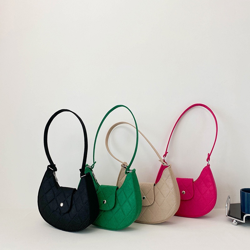 Túi Xách JASMIN NOIR Đeo Vai Họa Tiết Sọc Caro Đính Mặt Trăng Và Hoa Nhài Thời Trang Cho Nữ