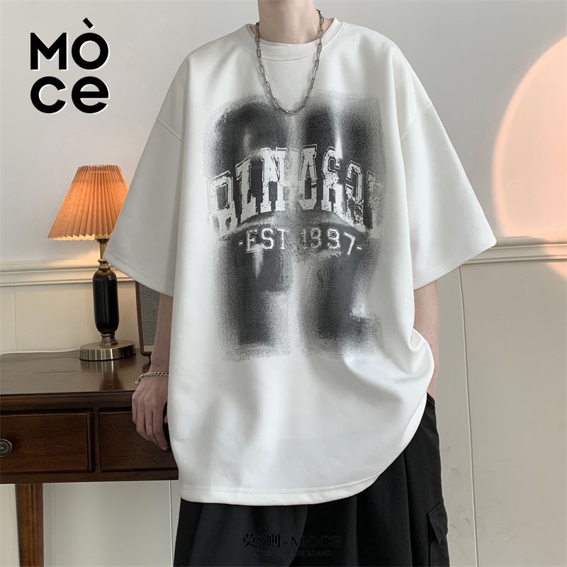 Áo Thun Da Lộn Tay Ngắn Dáng Rộng In Chữ Mo Measured Phong Cách Hip Hop Đường Phố Mỹ Thời Trang Mùa Hè Cho Nam