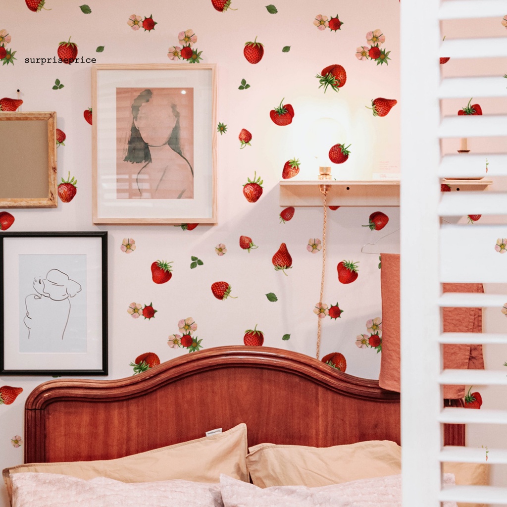 Bộ 2 Miếng Dán Tường Trang Trí Hình Lá Dâu Tây Dễ Thương