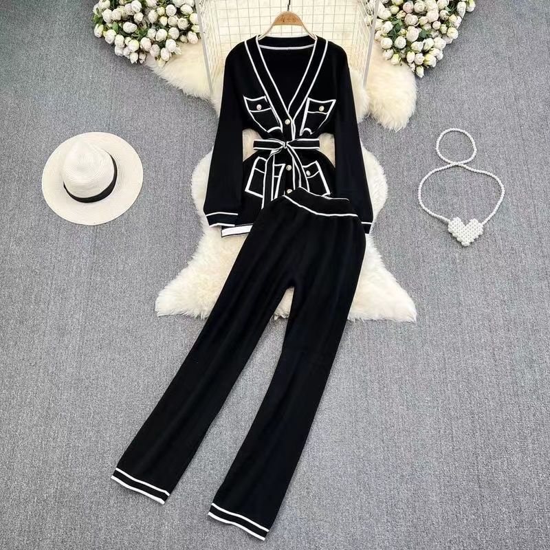 Bộ Áo Cardigan Dệt Kim Cổ Chữ V Màu Tương Phản Phối Quần Ống Rộng Lưng Cao Thời Trang Xuân Thu Hàn Quốc Cho Nữ