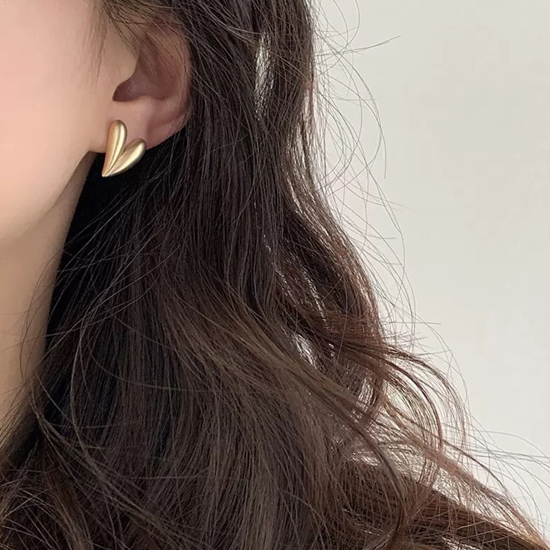 Bông Tai Hình Trái Tim Bằng Kim Loại Nhám Phong Cách Hàn Quốc Thời Trang Cho Nữ