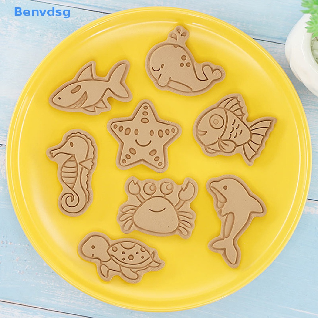 Bộ 8 Khuôn Cắt Bánh Quy Hình Động Vật Biển Hoạt Hình 3D