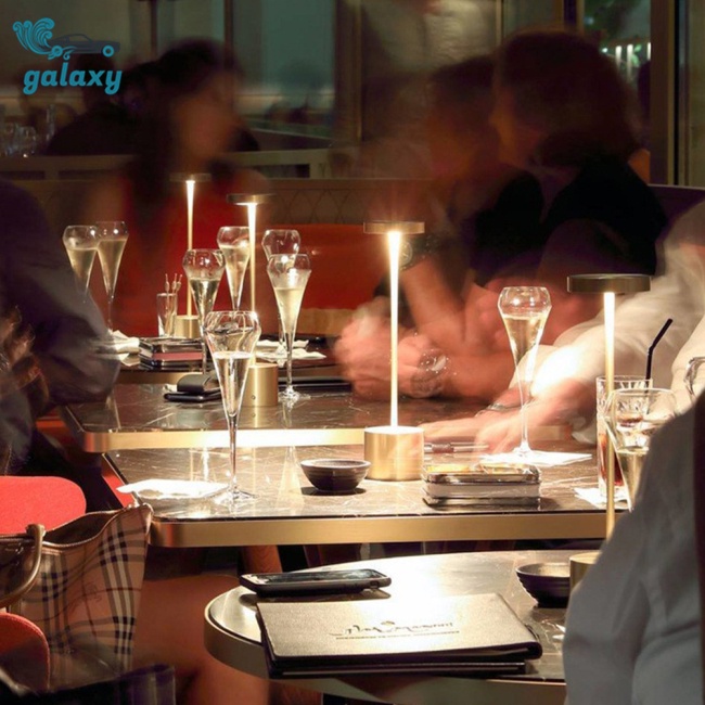 Galaxy Đèn Led Để Bàn Ba Bước Không Dây Sạc Usb