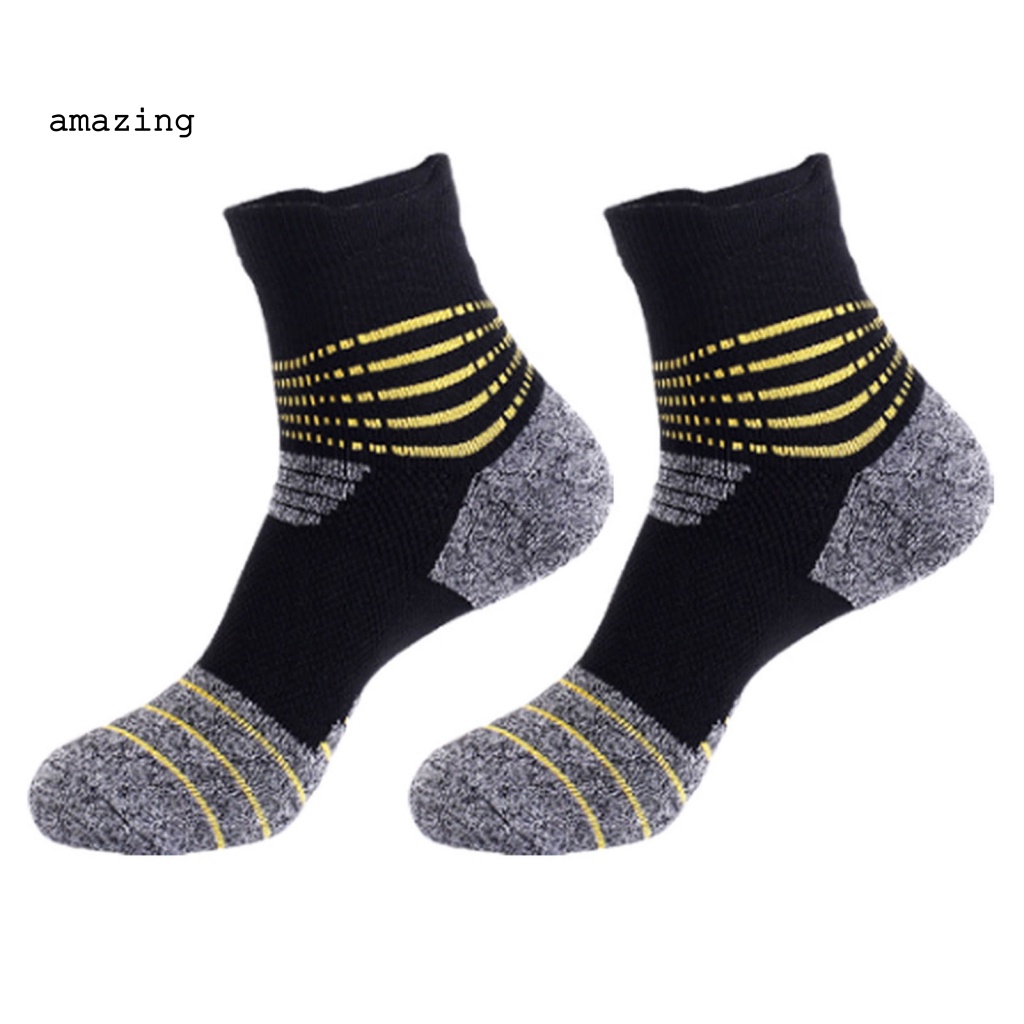 1 Đôi Tất Thể Thao Thoáng Khí Chống Mòn