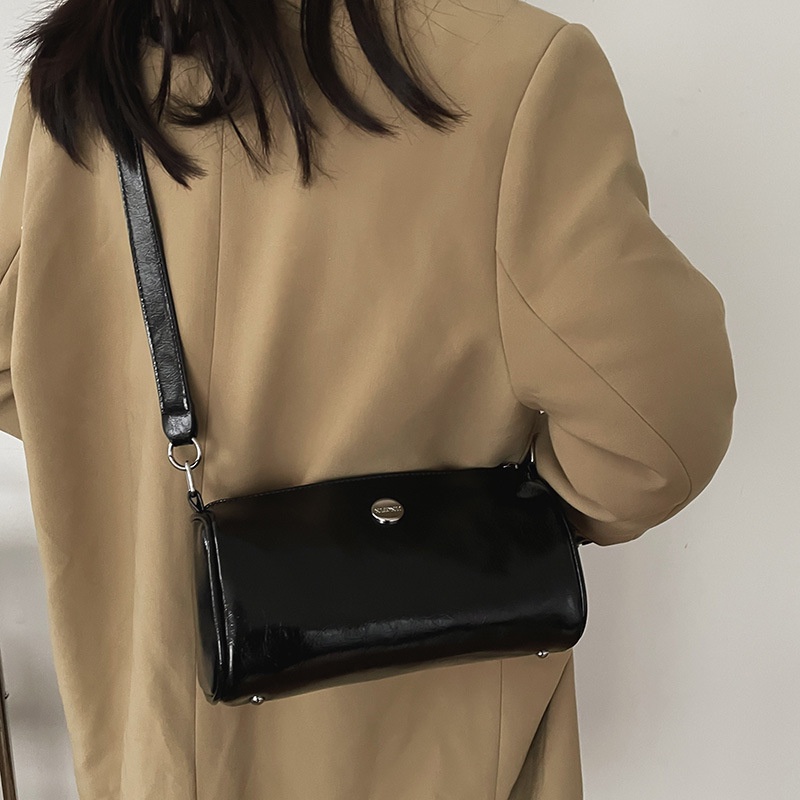 Túi Đeo Chéo Bằng Da pu Màu Trơn Phong Cách retro Thời Trang 2023 Mới
