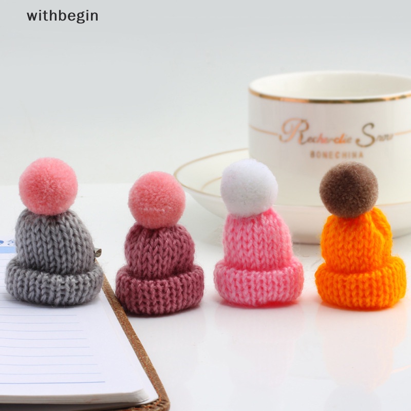 Ghim Cài Áo Hình Nón Len Mini Nhiều Màu Dễ Thương