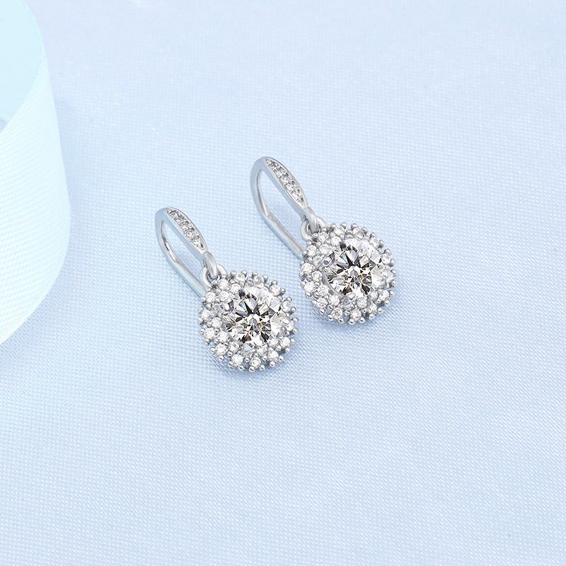 Bông Tai Đính Kim Cương Trắng Hình Ngôi Sao Thanh Lịch Thời Trang