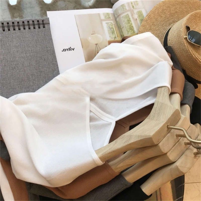 Áo Thun Tay Ngắn Cổ Chữ V Bằng Lụa Băng Siêu Mỏng Phong Cách Mới Thời Trang Mùa Hè Dành Cho Bạn Nữ