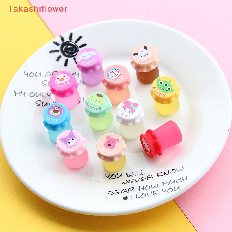 Set 10 Mô Hình Chai Nước 3D Mini Bằng Nhựa Resin Dùng Trang Trí Điện Thoại DIY