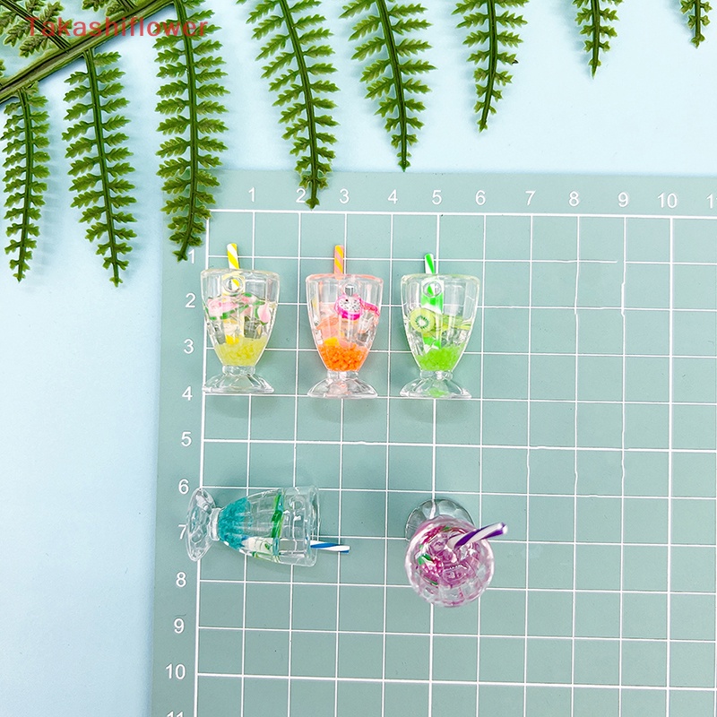 Set 2 Ly Thủy Tinh Mini Màu Sắc Ngẫu Nhiên Dùng Để Trang Trí