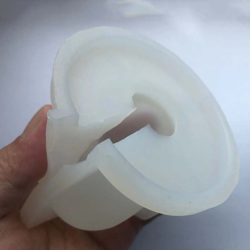 Khuôn Làm Nến / Xà Phòng Hình Trái Tim 3D Bằng Silicone DIY