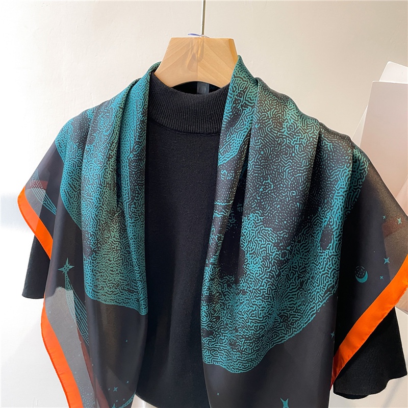 Khăn Choàng Cổ Hình Vuông 90 * 90CM Chất Lụa In Họa Tiết Thời Trang Thu Đông Cho Nữ