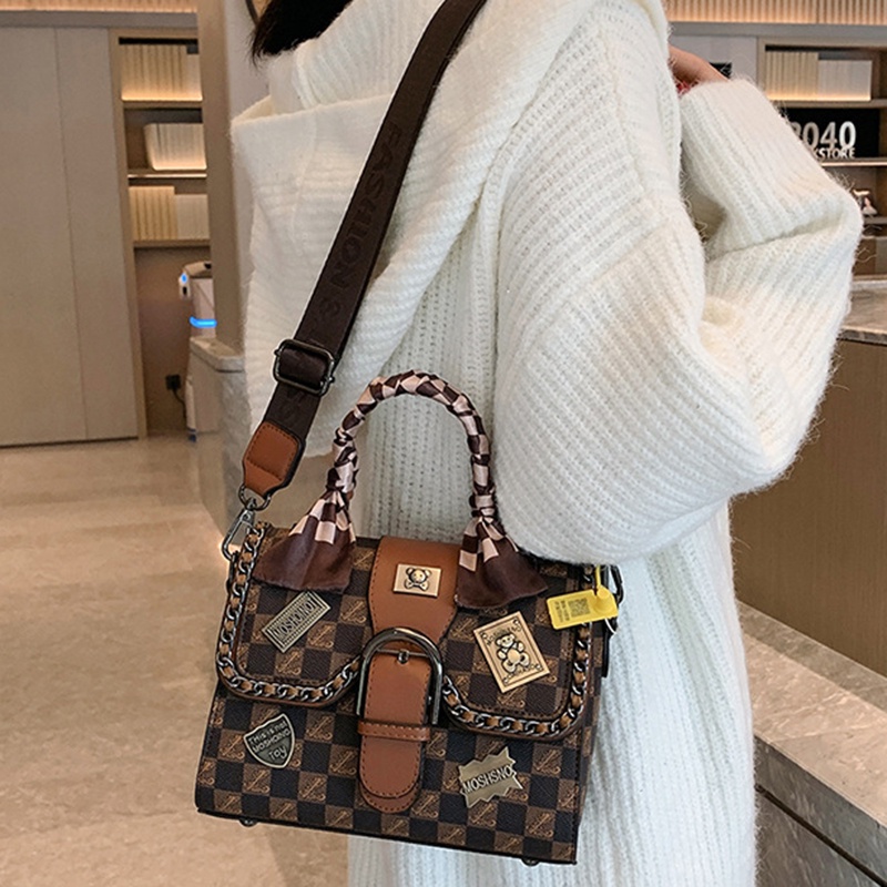 Túi Đeo Chéo Da Cao Cấp Hình Vuông Nhỏ In Họa Tiết retro Chất Lượng Cao Dễ Phối Đồ Cho Nữ