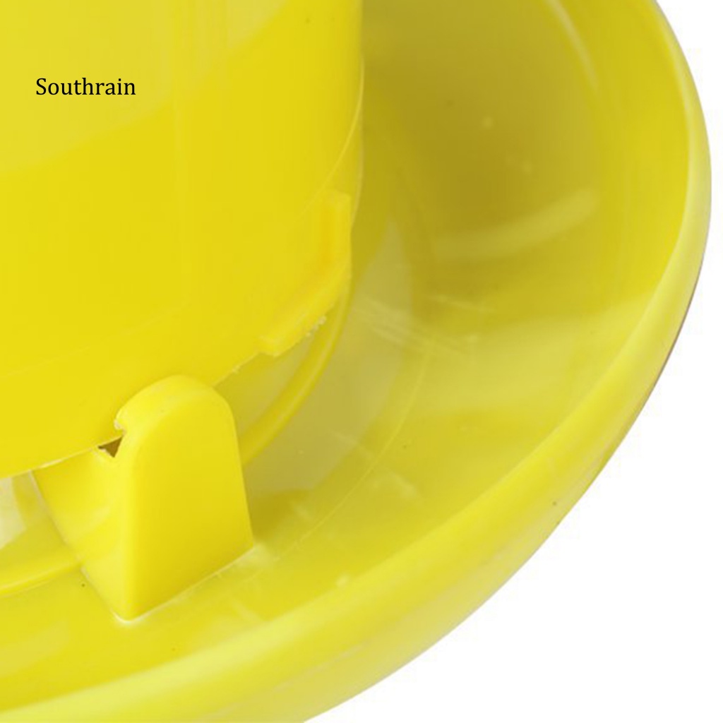 Xô Đựng Thức Ăn Bằng PE Bền Bỉ Tiện Dụng Cho Sân Vườn