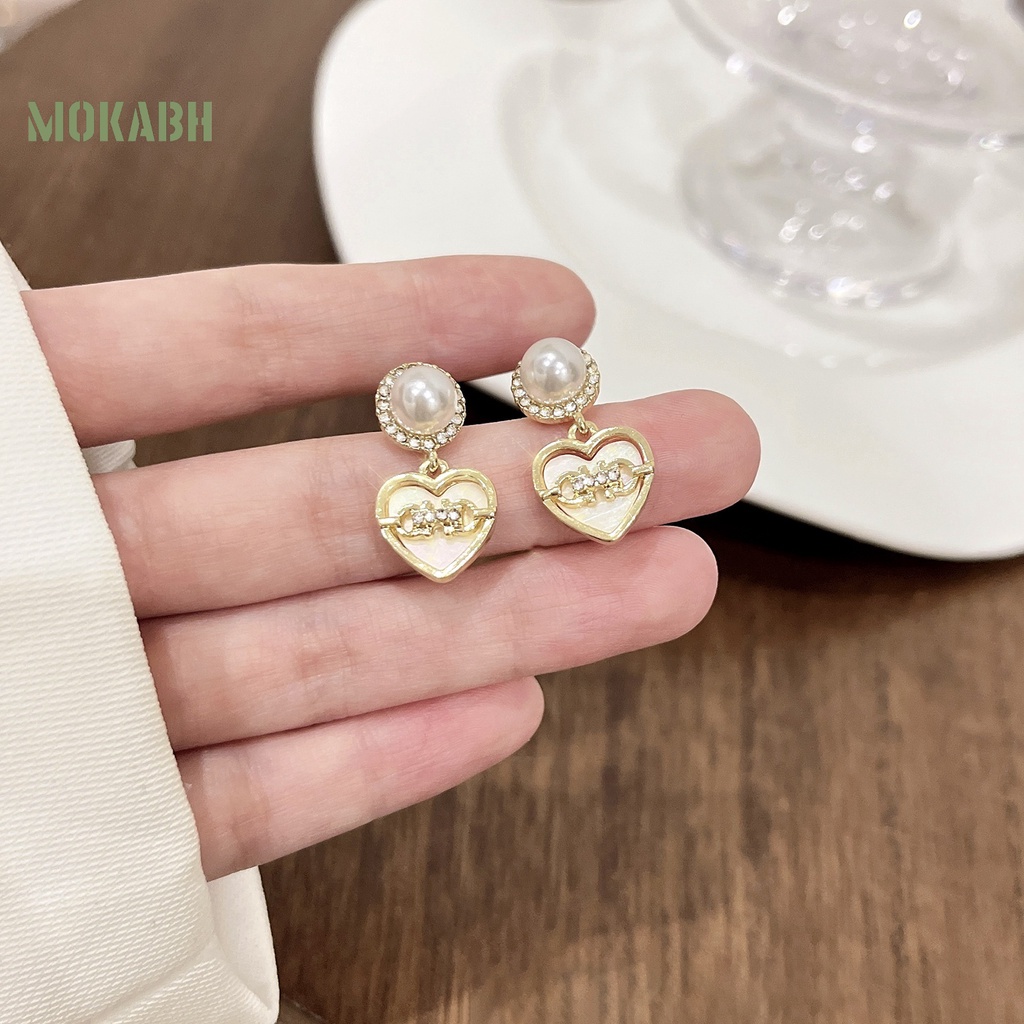 1 Đôi Bông Tai Hình Trái Tim Đính Đá Sang Trọng Dành Cho Nữ