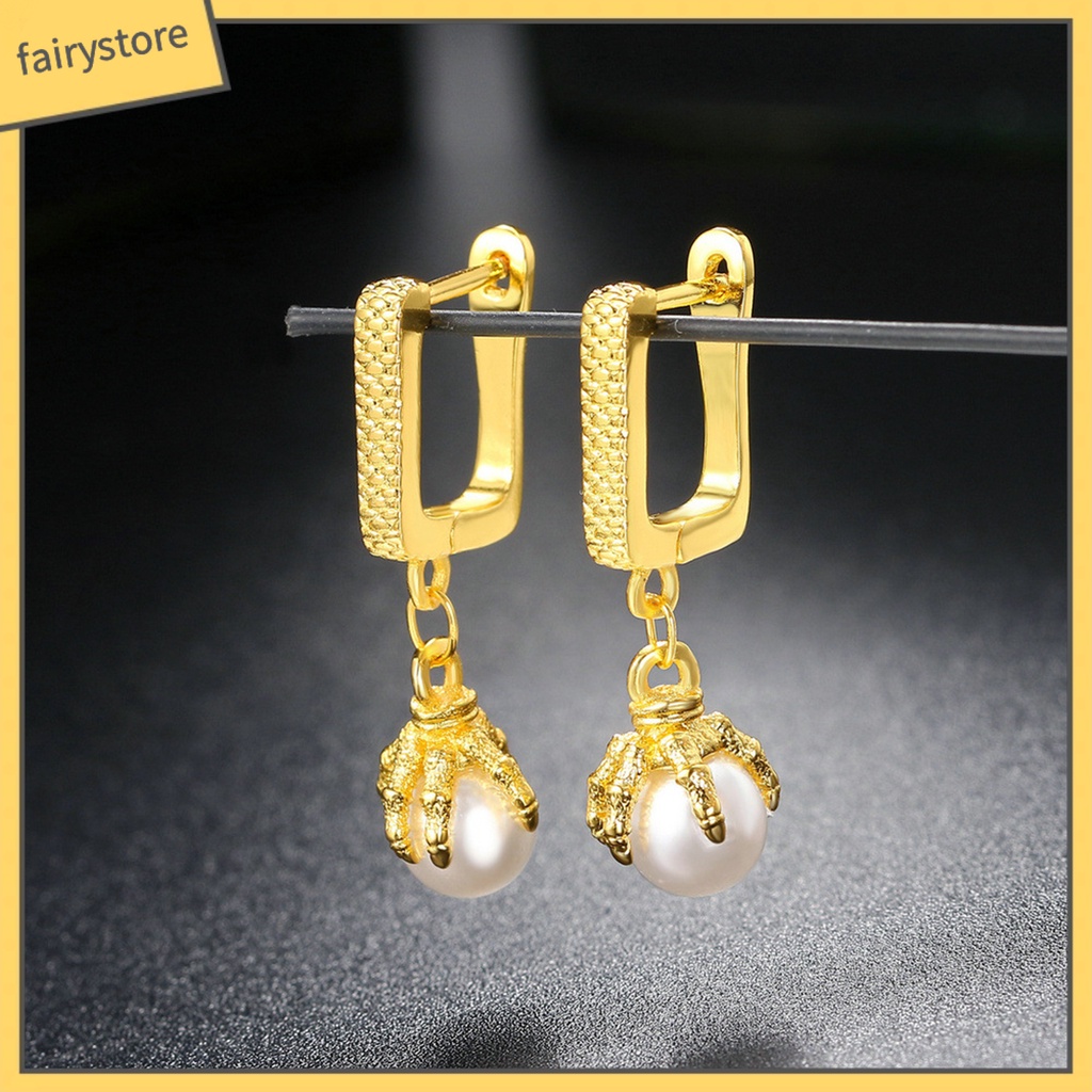 1 Đôi Bông Tai Hình Móng Vuốt Đính Ngọc Trai Nhân Tạo Phong Cách Hip Hop Dành Cho Nam Nữ