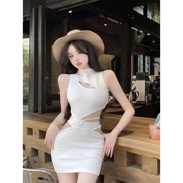 Bộ Áo Ngắn Không Tay Khoét Lỗ + Chân Váy Ngắn Phong Cách Pháp Thời Trang Cho Nữ