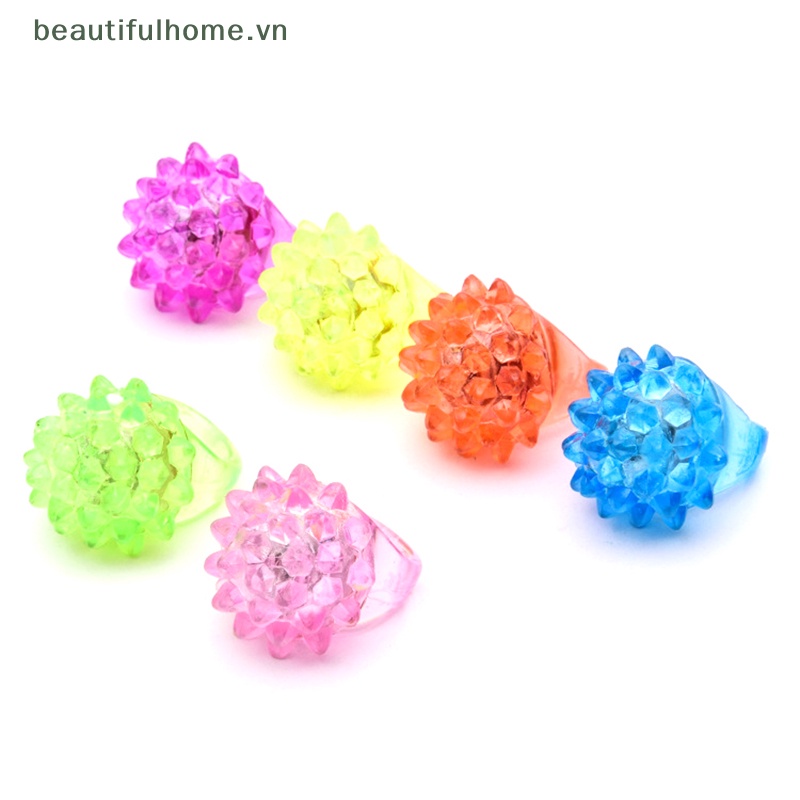 [beautifulhome] Nhẫn Đồ Chơi Có Đèn LED Phát Sáng Trong Bóng Tối Hình Ngôi Sao Hoạt Hình Dành Cho Trẻ Em [beauty]