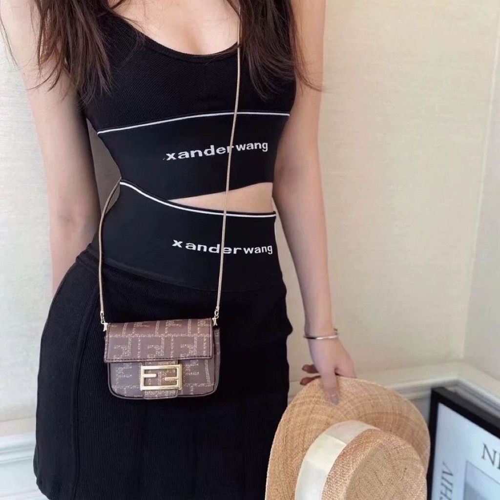QNEU Alexander Wang ten thousand years Classic ribbon letter stretch elegant style yoga sports vest high waist letter hip overskirt set