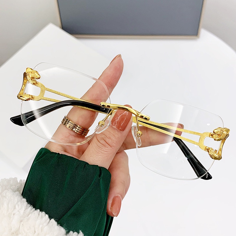 Kính Mát Thời Trang Nam Nữ Gọng Kim Loại Mới 2023 Màu Sắc