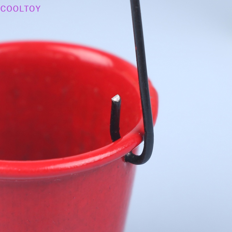 Xô Nước Mini Màu Đỏ Di Động Tiện Dụng Cho Nhà Búp Bê