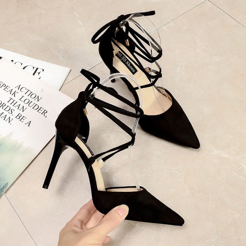 Giày sandal cao gót bít gót buộc dây 9 phân Chị Đẹp Store  mã U38