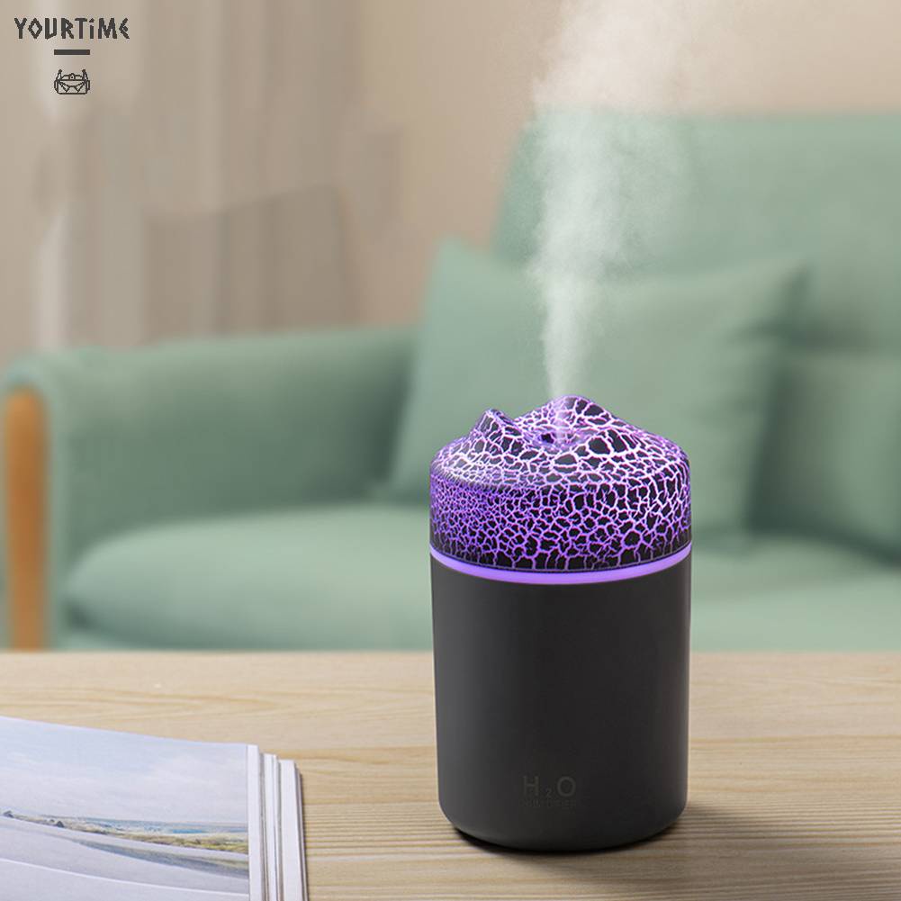 Máy Phun Sương Tạo Độ Ẩm Không Khí 300ml Có Đèn Nhiều Màu