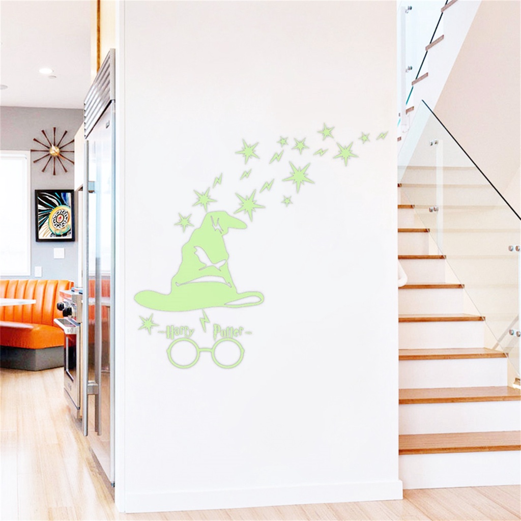 Miếng Dán Tường Bằng PVC Phản Quang Chống Trầy Trang Trí Nhà Cửa