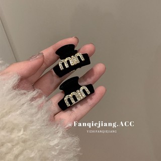 1 Kẹp Tóc Cá Mập Đính Đá