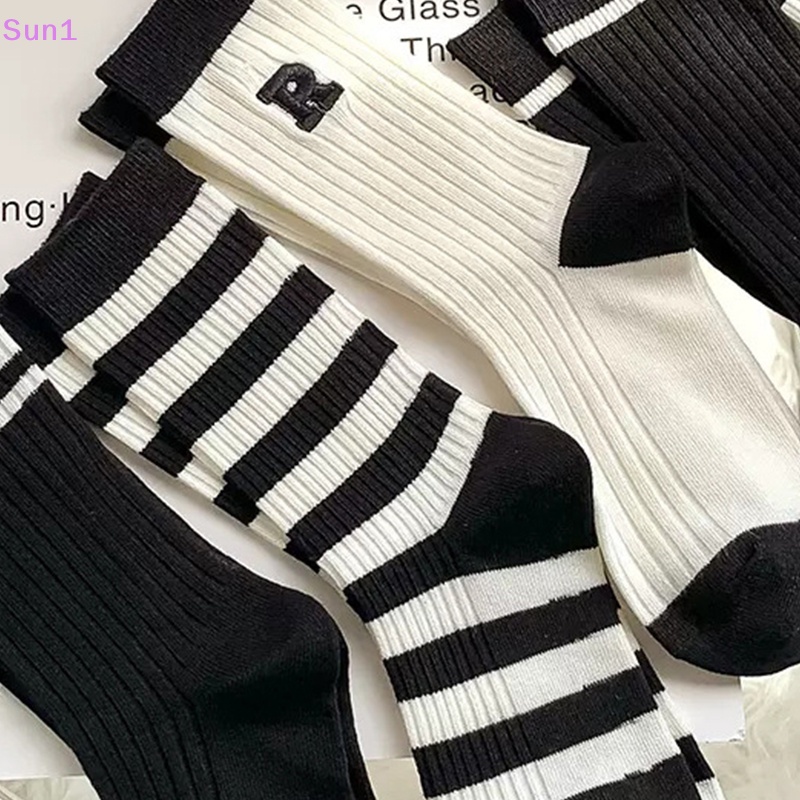 1 Đôi Tất Cotton Thấm Hút Mồ Hôi Họa Tiết Kẻ Sọc Trắng Đen Thời Trang Mùa Hè Cho Nữ