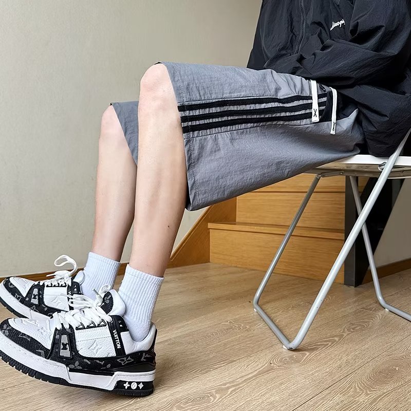 Quần Short Thể Thao Ống Rộng Họa Tiết Kẻ Sọc Thời Trang Mùa Hè Cho Nam