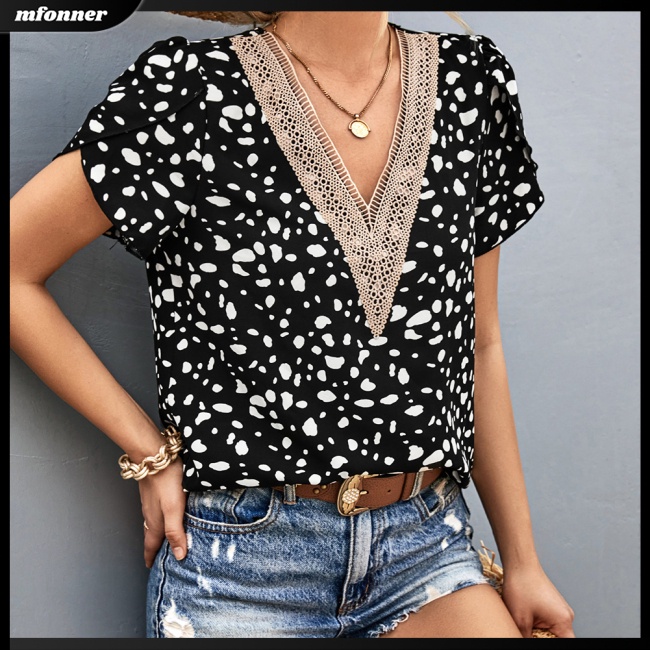 Áo Nữ Ngắn Tay Cổ Chữ V Họa Tiết Chấm Bi Thời Trang