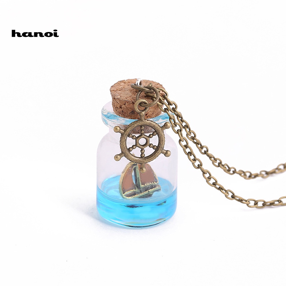 Vòng cổ Mặt Kính Hình Thuyền Buồm Phát Quang Độc Đáo