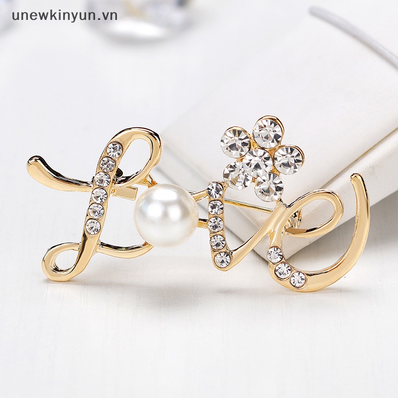 Ghim Cài Áo Hình Hoa Và Chữ LOVE Đính Ngọc Trai Thời Trang Cho Nữ