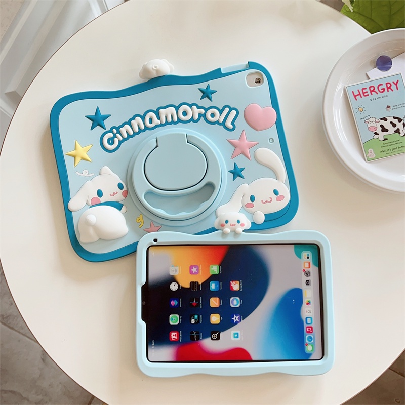 Dành cho ipad 10 pro phim hoạt hình 3d dễ thương sanrio cinnamoroll 360° Vỏ silicon có thể xoay được cho ipad pro 11 / ipad 10.2 / ipad 9.7 / ipad air 4 air5 / ipad mini 6 5 4 3 2 1 vỏ máy tính bảng mềm