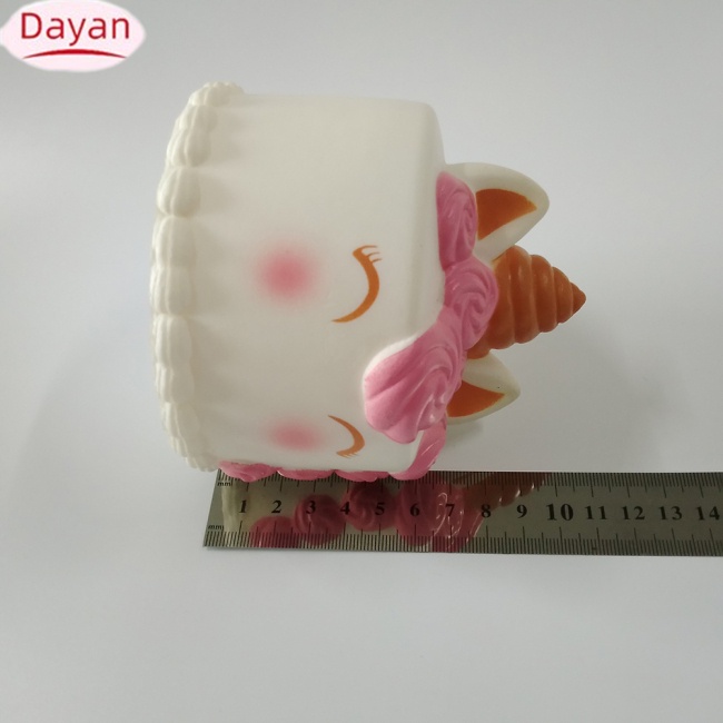 Dayan squishy unicorn cake toy slow rebound simulation food model toy toy for kids party toys