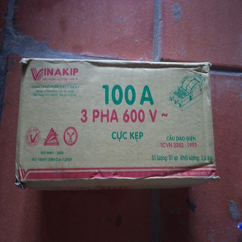 CẦU DAO 3 PHA 100A VINAKIP - 3 PHA 100 A