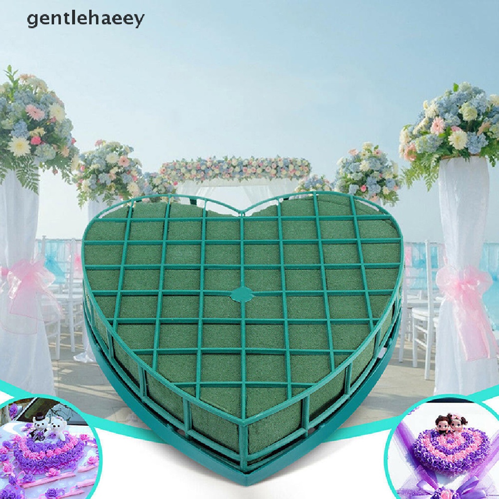 Mút Xốp Hình Trái Tim Dùng Trang Trí Hoa Trong Tiệc Cưới