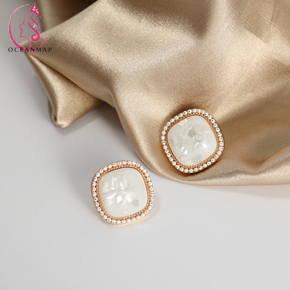 Bông tai tạo hình độc đáo hợp thời trang cho nữ